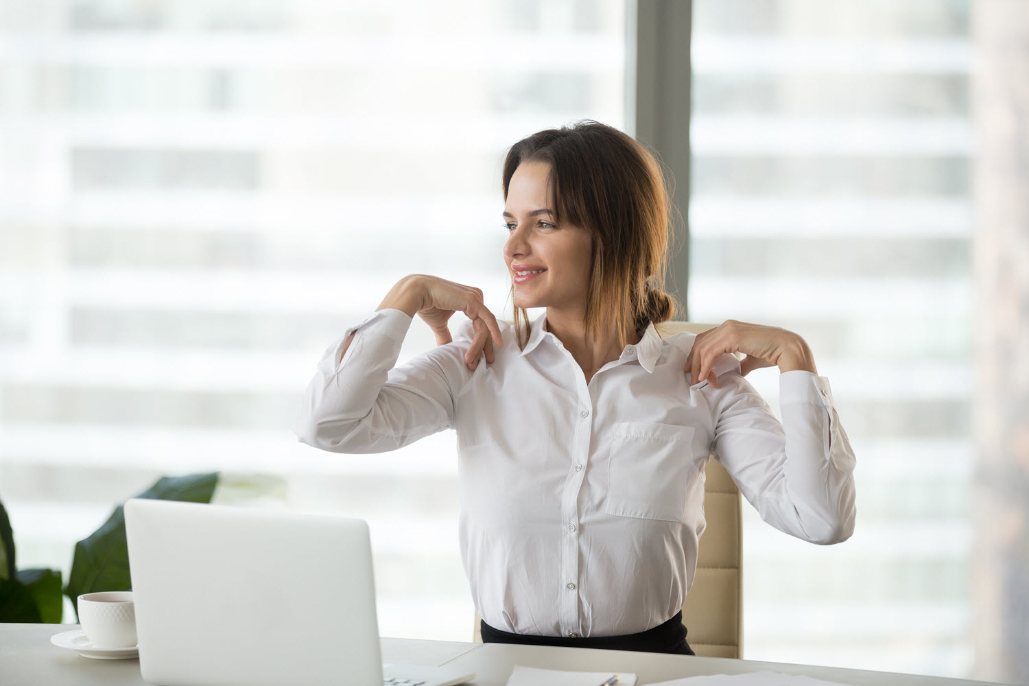 Posture in the Workplace: How to Site Properly and Avoid Long Term Muscle Aches and Pains